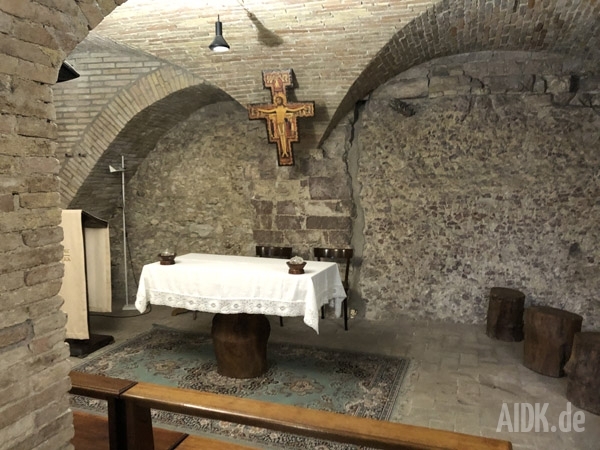 Assisi_CasaDiSanFrancesco_Altar1