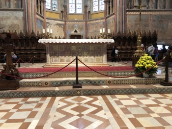 Assisi_SanFrancesco_Altar1